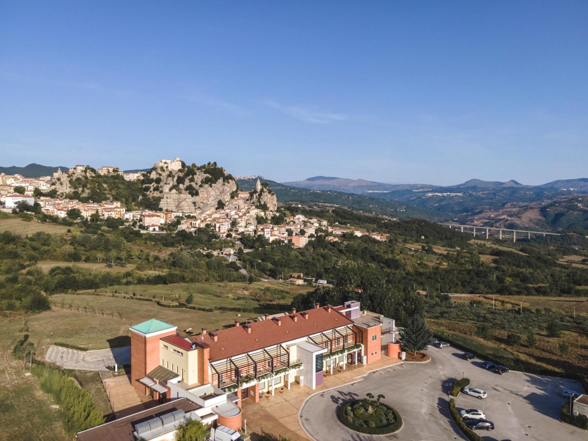 Domus Hotel Bagnoli Del Trigno Exteriér fotografie